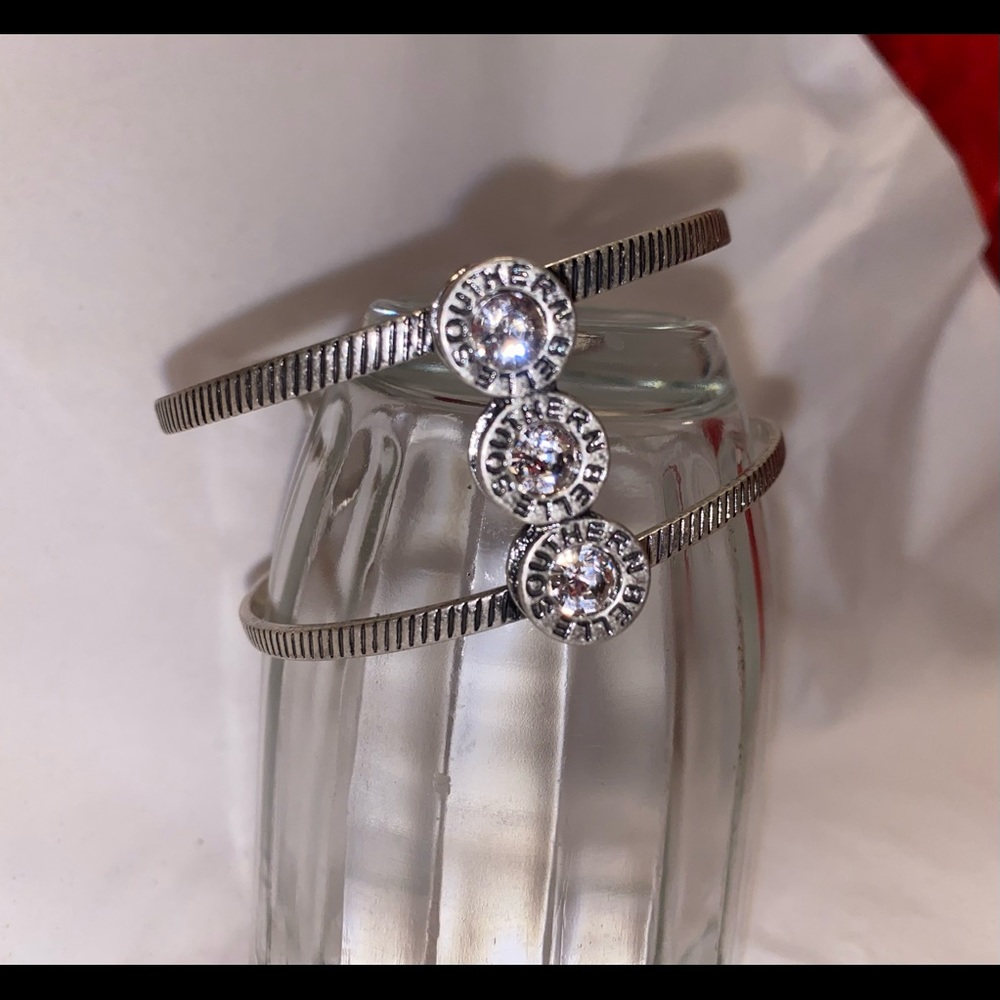 Two cuff bracelets - Picture 6 of 8